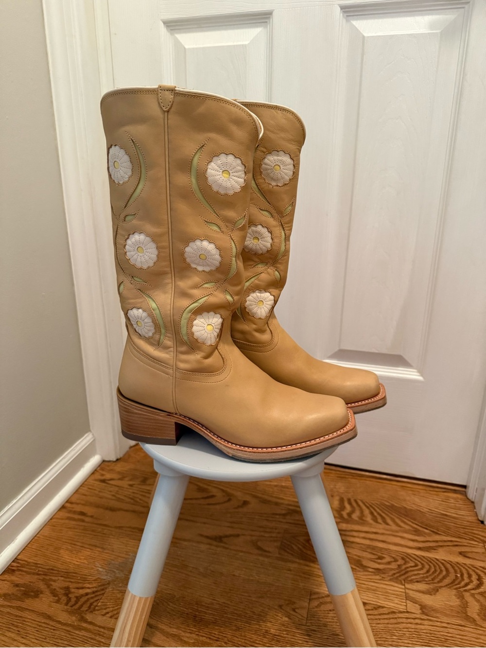 Tecovas Tan Leather Mid-Calf Boots with White Daisy Embroidery